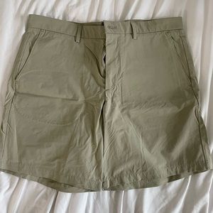 Men’s khaki short